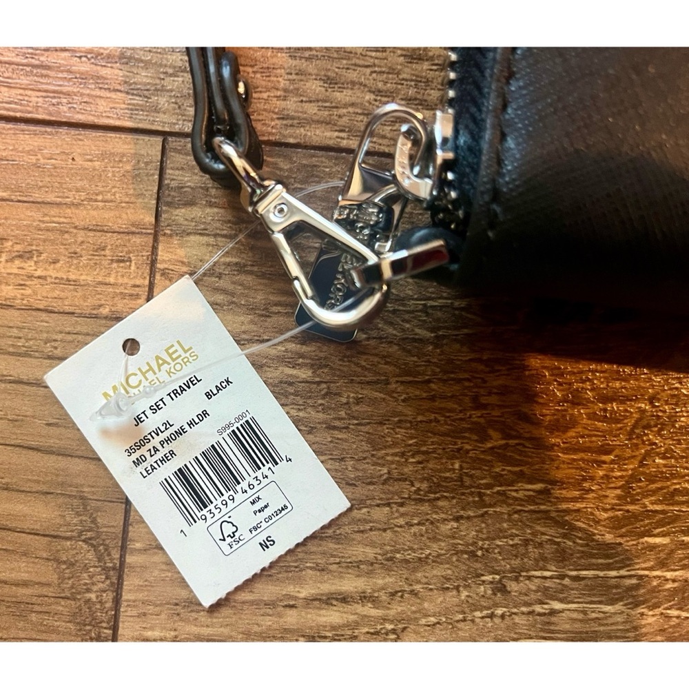 NWT Michael Kors Jet Set Travel ZA Phone Holder Wristlet Black - Picture 2 of 5